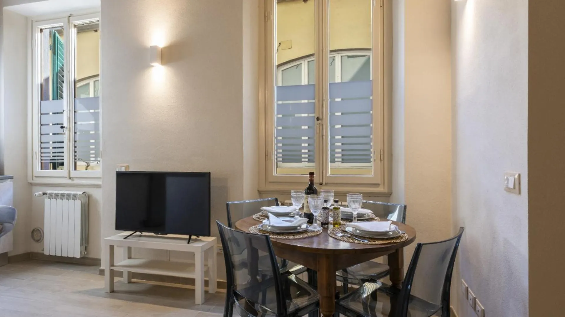 Apartments Florence - Modern San Zanobi Quiet And Cozy 0*,  Italy